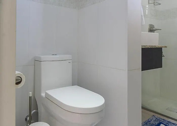 Modern Apartment *